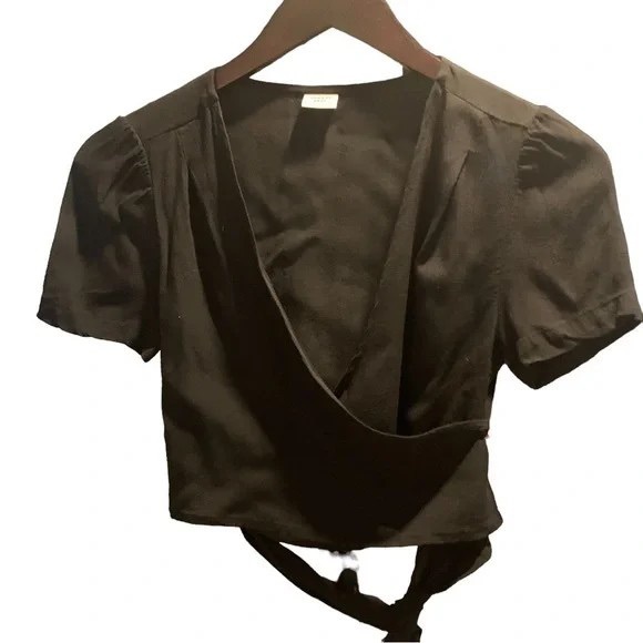 Elegant Brown Women's Top - Picture 2 of 2